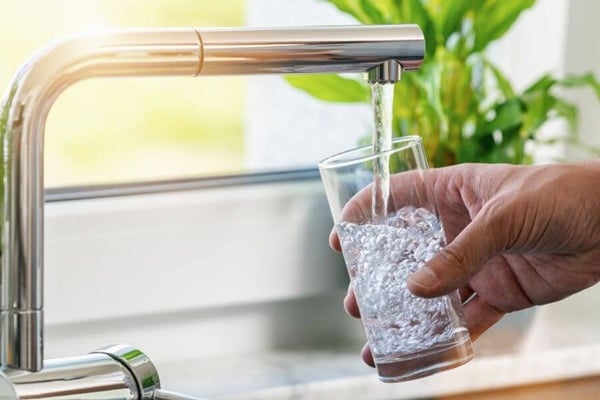 Nồng độ F trong nước tùy từng khu vực sẽ khác nhau