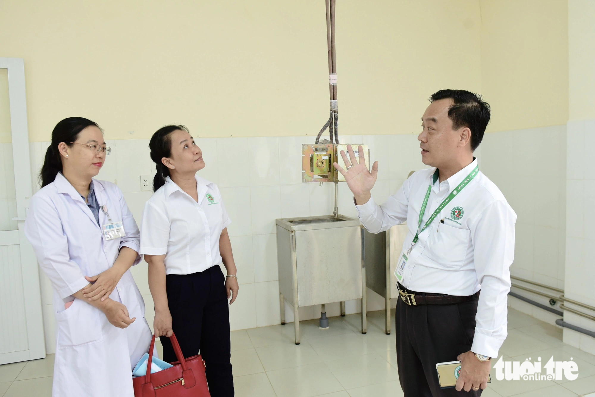 Khu vực thiết lập đơn vị chạy thận đã có hệ thống dẫn oxy - Ảnh: DUYÊN PHAN