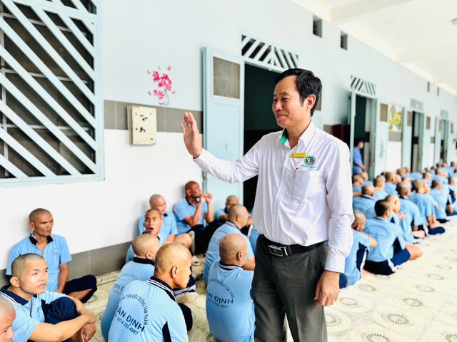 Tiên Phong Chăm Sóc Tâm Thần: Hợp Tác Đột Phá Giữa Bệnh Viện Lê Văn Thịnh và Trung Tâm Điều Dưỡng Tâm Thần Tân Định- Ảnh 2.