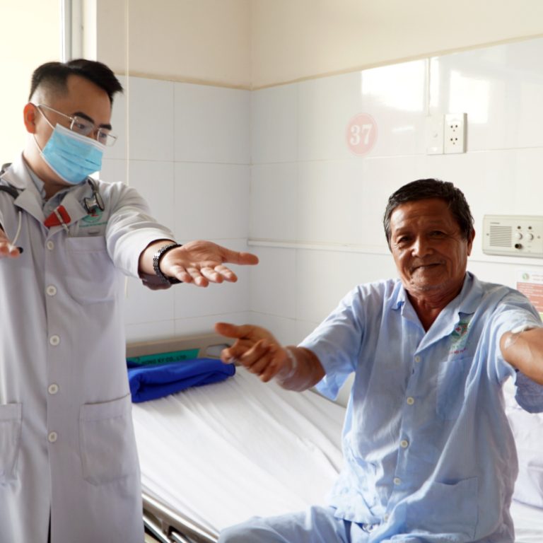hoi-sinh-sau-dot-quy-6084-1618969785